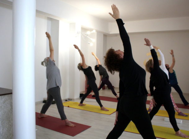 Ore 10,30 lezione di Yoga al Samyayoga