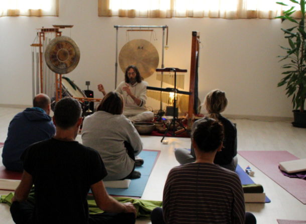 l'immagine raffigura: EVENTO: Meditazione con Campane Tibetane, Gong, Strumenti Etnici